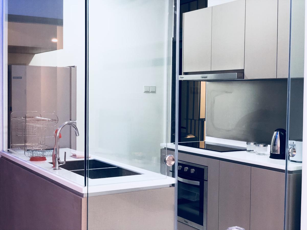 Loving&Comfy Ensuite By Crescent Bay Τζόχορ Μπάχρου Εξωτερικό φωτογραφία