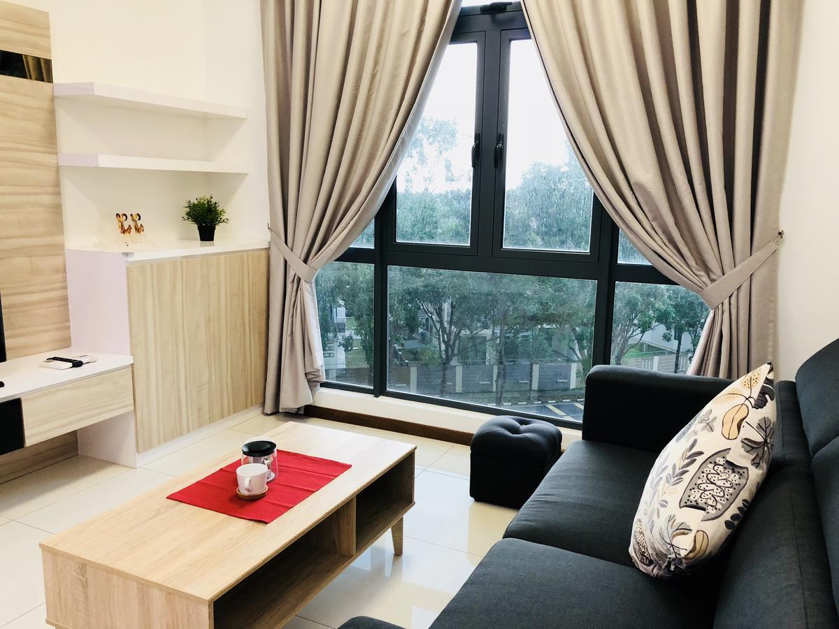 Loving&Comfy Ensuite By Crescent Bay Τζόχορ Μπάχρου Εξωτερικό φωτογραφία